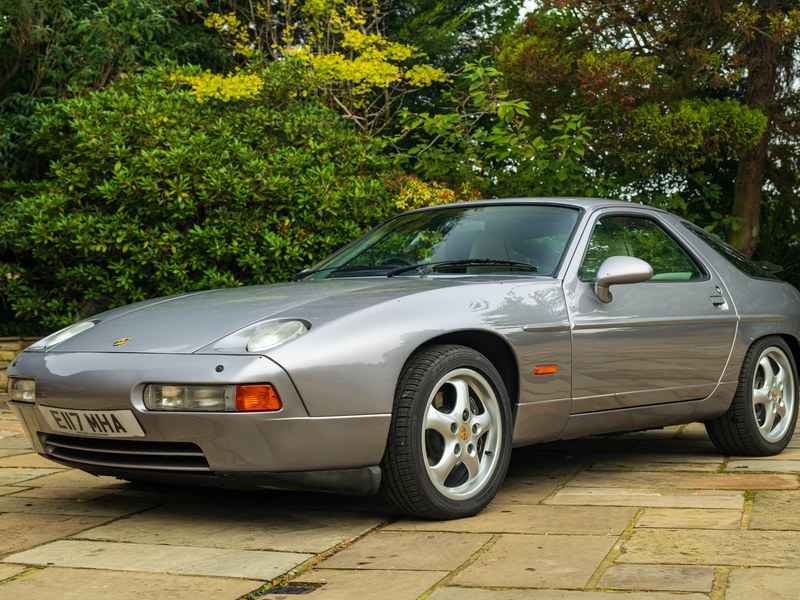 1987 Porsche 928 S4 Automatic, foto 1