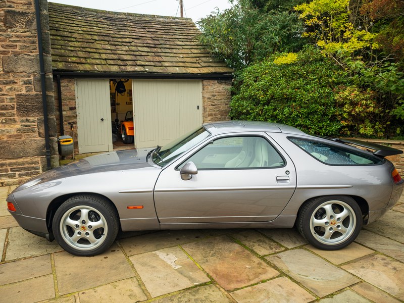 1987 Porsche 928 S4 Automatic, foto 4