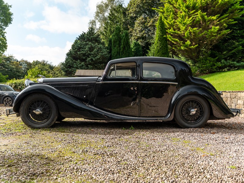 1947 Jaguar Mk. IV 31/2 Litre Saloon RHD, foto 3