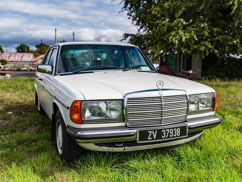 1984 Mercedes-Benz 300D W123, foto 2