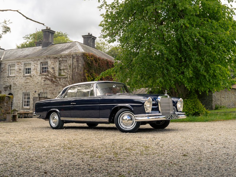 1965 Mercedes-Benz 220SE Coupe W111, foto 2