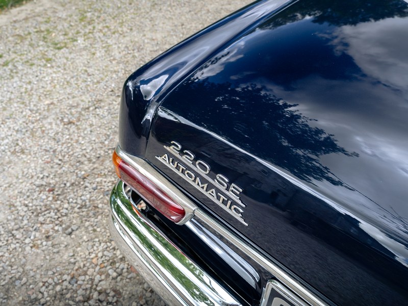 1965 Mercedes-Benz 220SE Coupe W111, foto 4