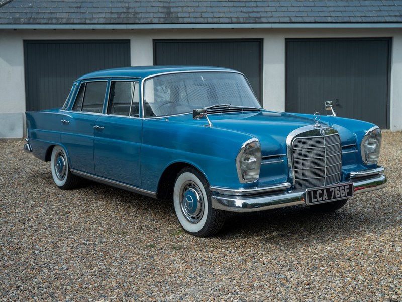 1968 Mercedes-Benz 230S Automatic ‘Heckfloss’ W111, foto 1