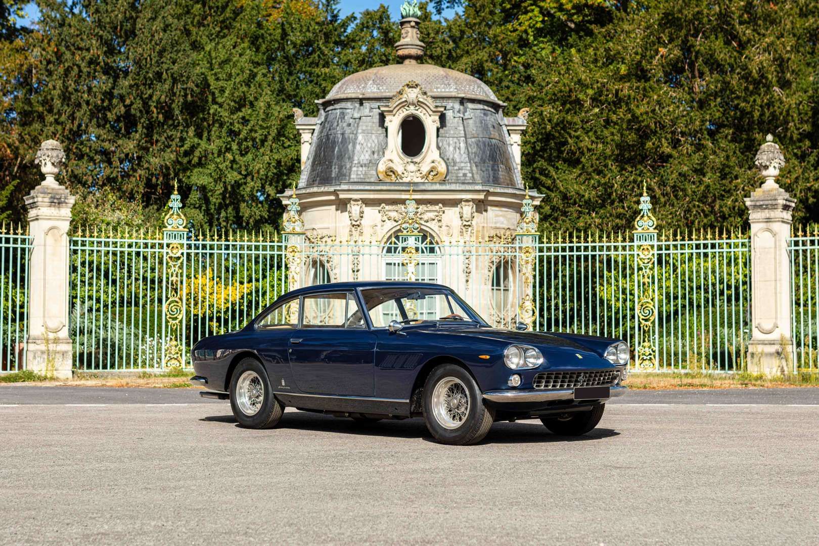 1965 Ferrari 330 GT 2+2, foto 1