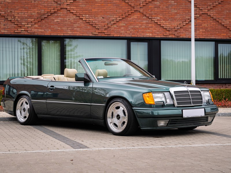 1993 Mercedes-Benz 300CE Cabriolet A124, foto 1