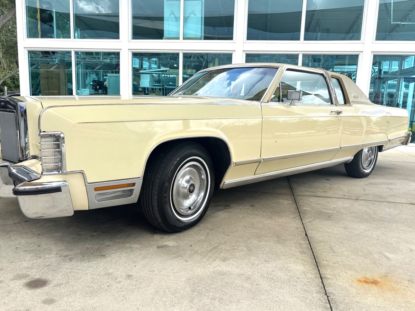 1977 Lincoln Continental Town Coupe, foto 12
