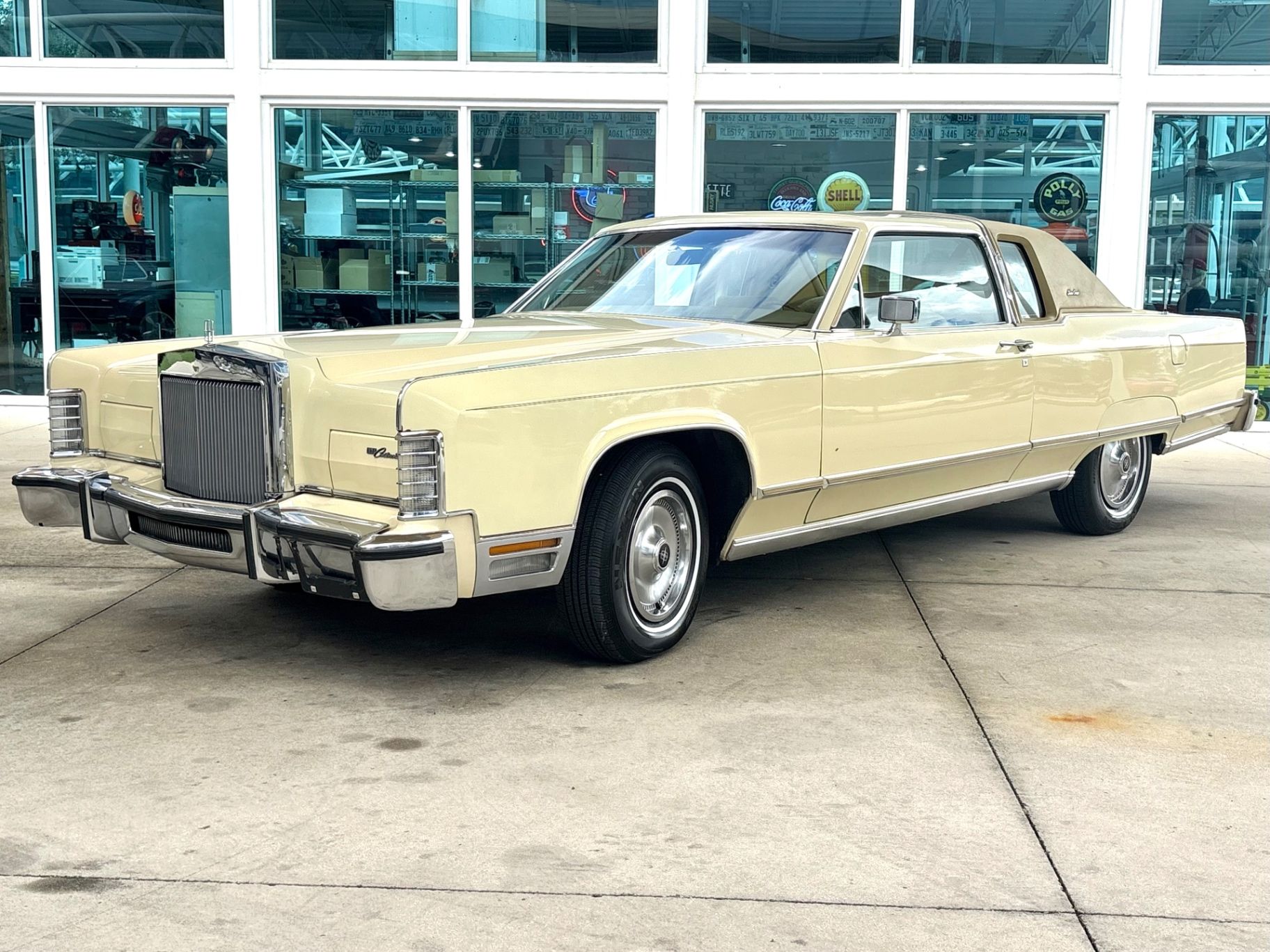 1977 Lincoln Continental Town Coupe, foto 11