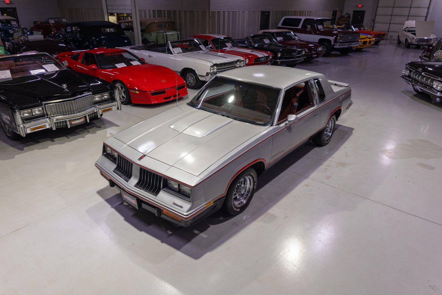 1984 Oldsmobile Cutlass Calais Hurst/Olds, foto 1