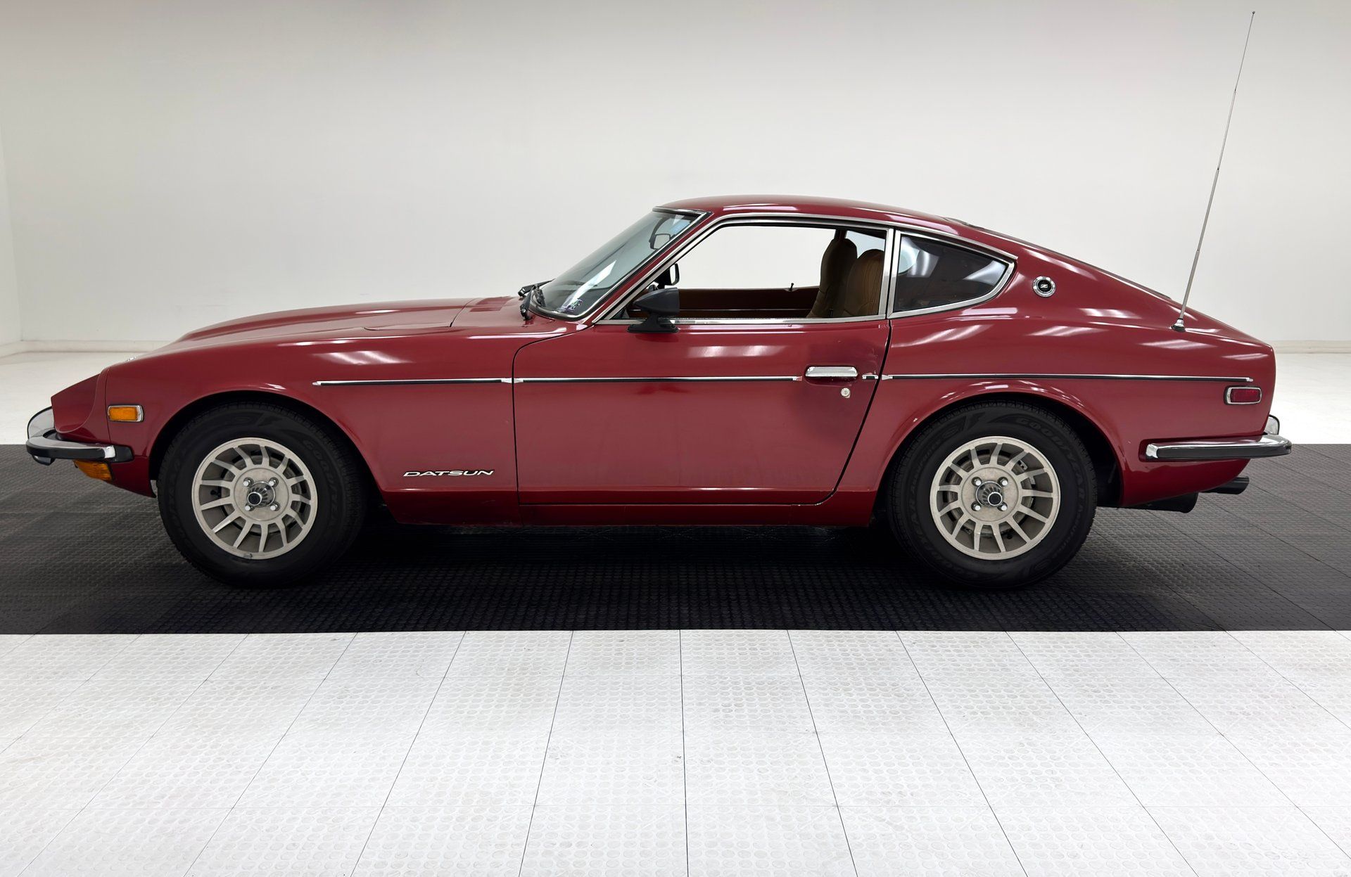 1973 Datsun 240Z S30, foto 2