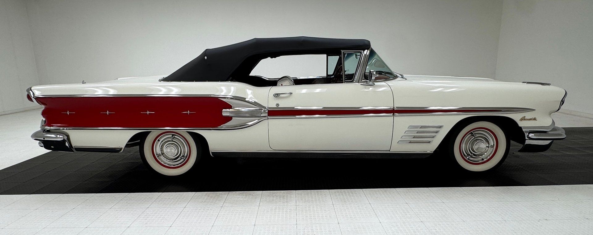 1958 Pontiac Bonneville Convertible, foto 6