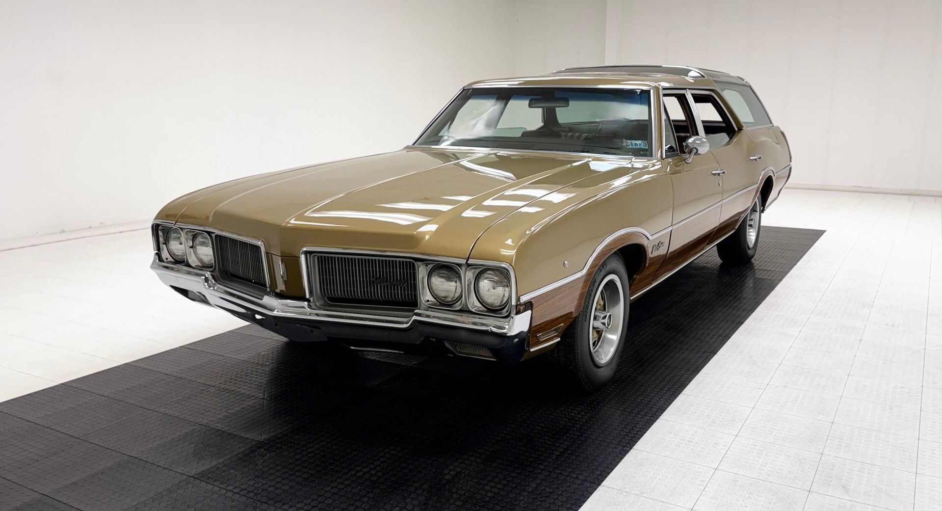 1970 Oldsmobile Vista Cruiser Station Wagon, foto 1
