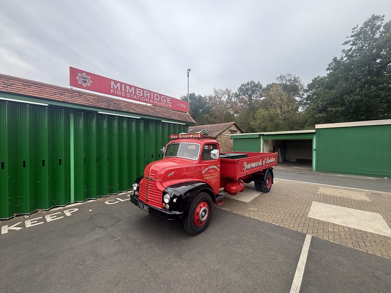 1954 Leyland Comet Tipper Lorry, foto 1