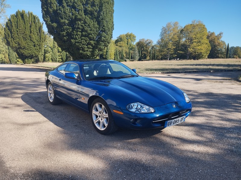 1998 Jaguar XK8 X100, foto 1
