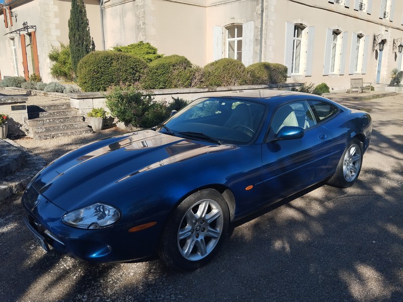 1998 Jaguar XK8 X100, foto 2