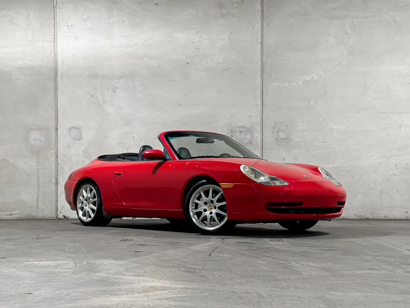 2000 Porsche 911 Carrera 4 Cabriolet (996), foto 1