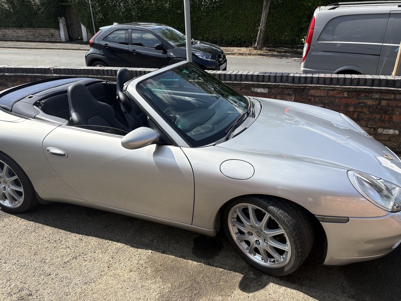 2001 Porsche 911 3.4L Carrera Tiptronic Cabriolet 996, foto 1