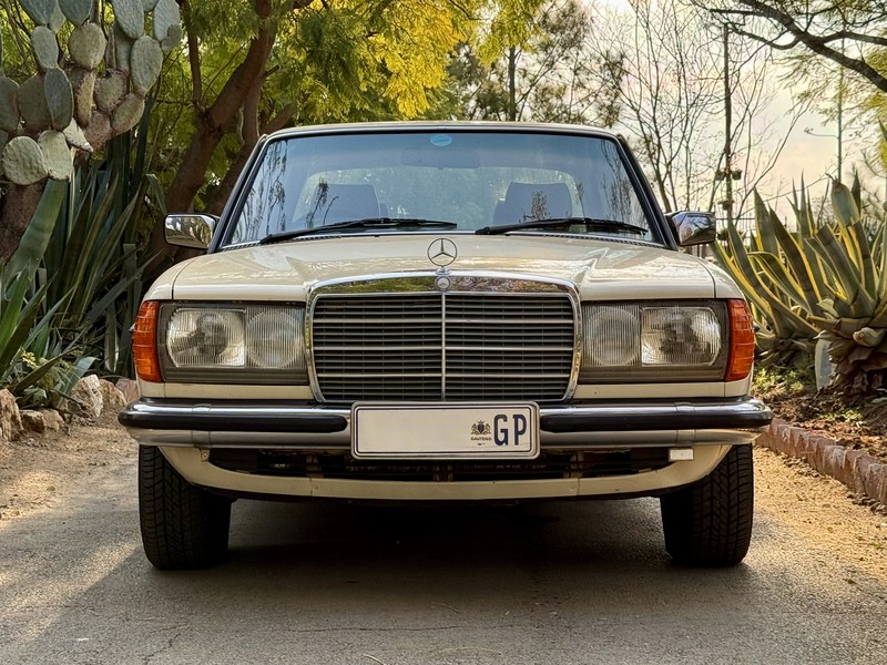 1984 Mercedes-Benz 280E W123, foto 2