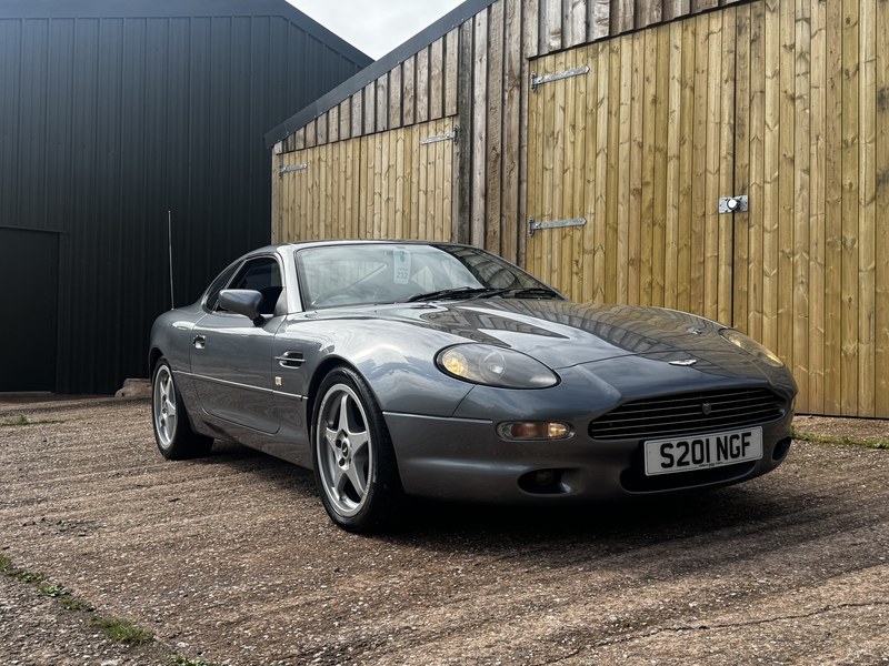1998 Aston Martin DB7 3.2L Supercharged - Drive Dynamics, foto 1