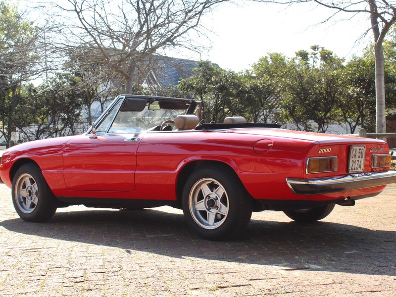 1976 Alfa Romeo 2.0 Spider Series 2 RHD, foto 4