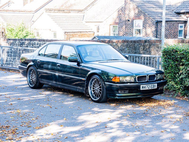 1995 BMW 7 Series 740iL E38, foto 2