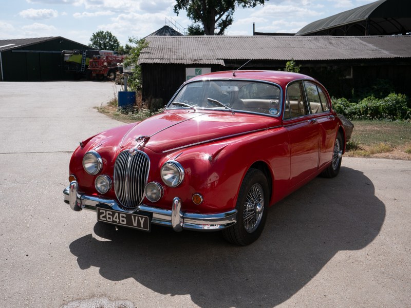 1967 Jaguar Mk2 3.8 MOD RHD, foto 2