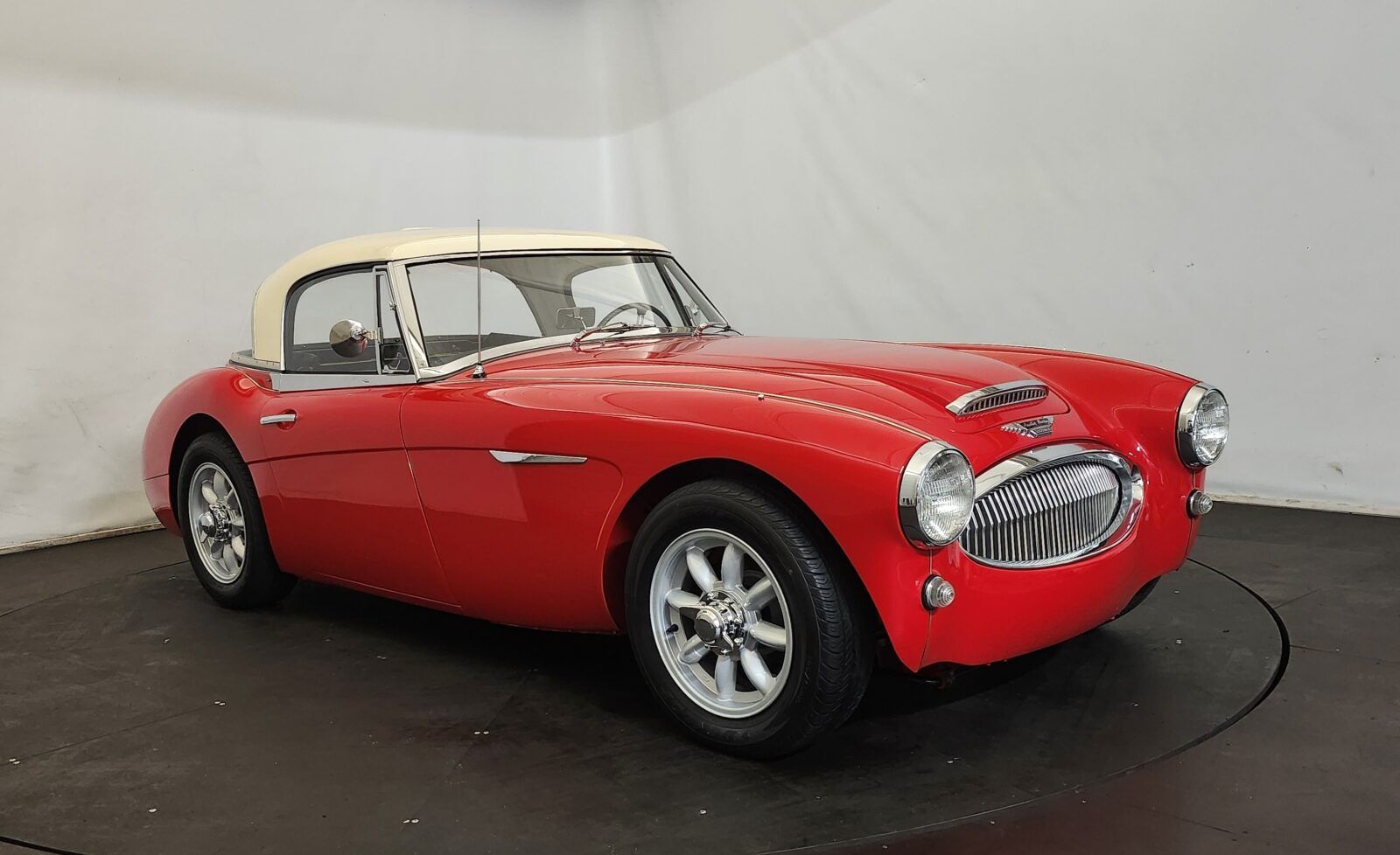 1964 Austin-Healey 3000 Mark 3, foto 1