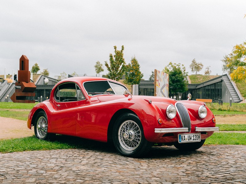 1953 Jaguar XK120 FHC, foto 1