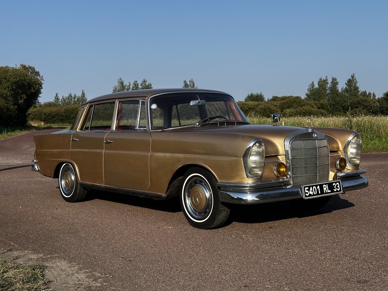 1964 Mercedes-Benz 220 SB W111, foto 1