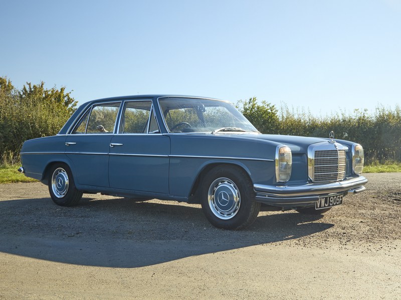 1968 Mercedes-Benz 250 W114, foto 1