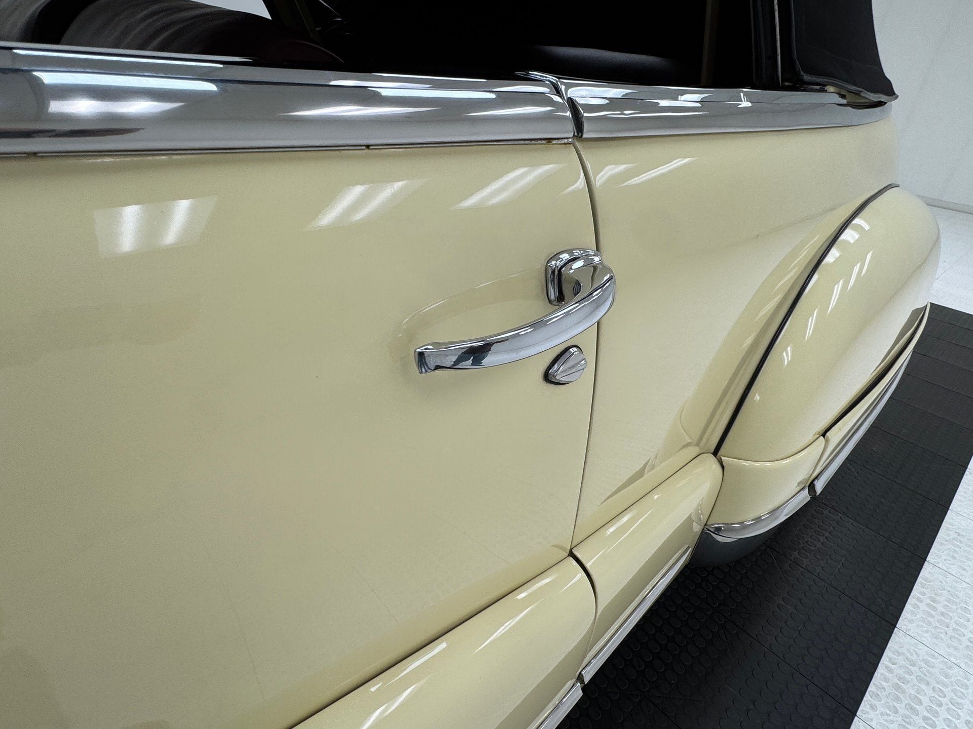 Super Modejs 1947 Buick Model 56C Super Convertible Coupe à vendre - voiture ...